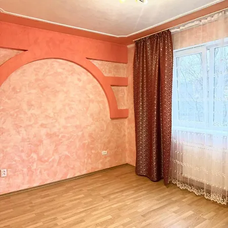 будинок в موكاشيفه