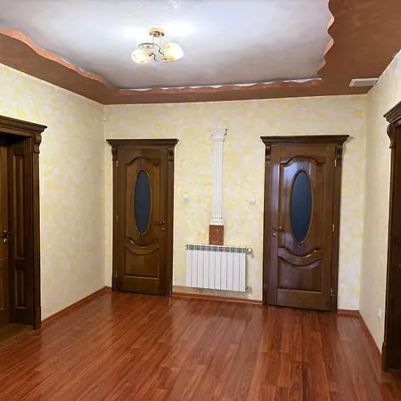 будинок в